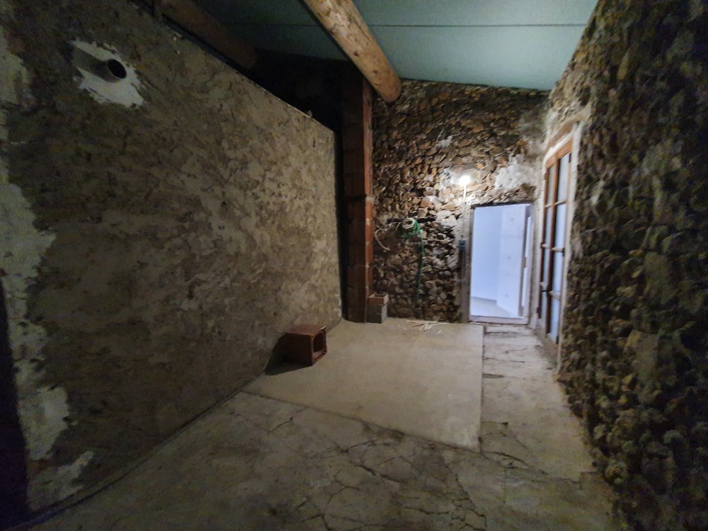 Maison Roussillon (84220)