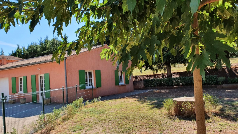 Maison Roussillon (84220)