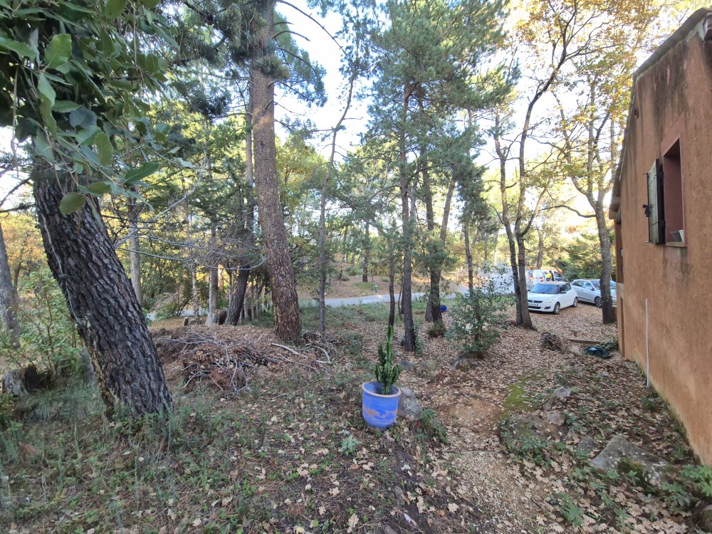 Maison Roussillon (84220)