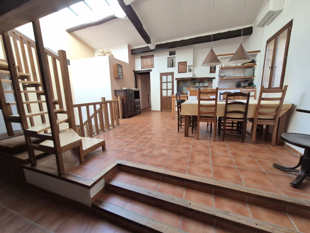 Maison Saint-Saturnin-lès-Apt (84490)