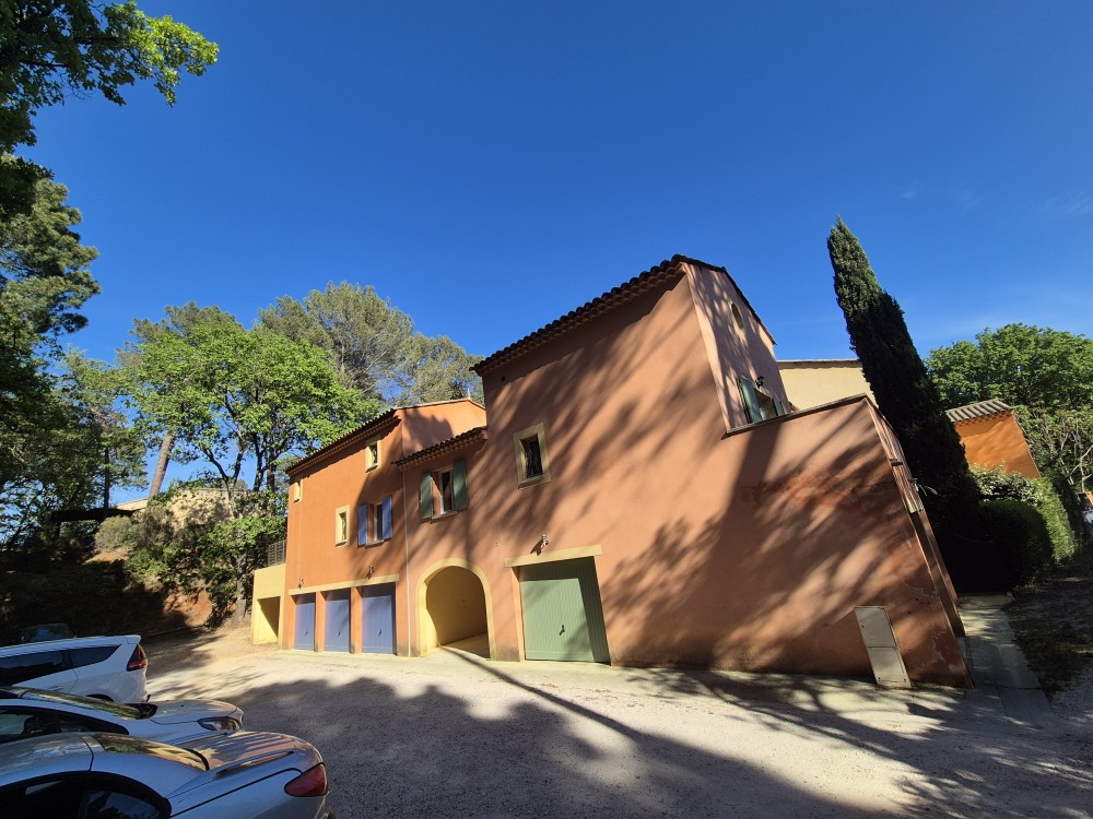 Appartement T3 Roussillon (84220)