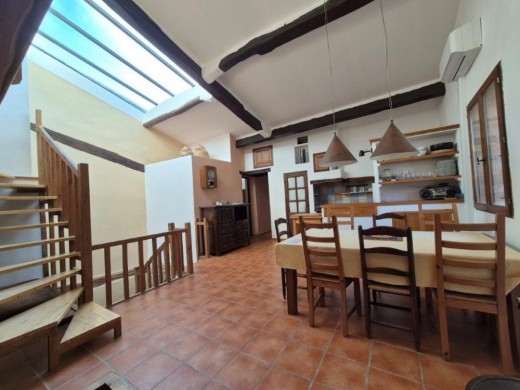 location Maison à Saint-Saturnin-lès-Apt (84490)