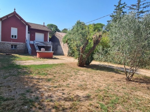 location Location meublée à Apt (84400)
